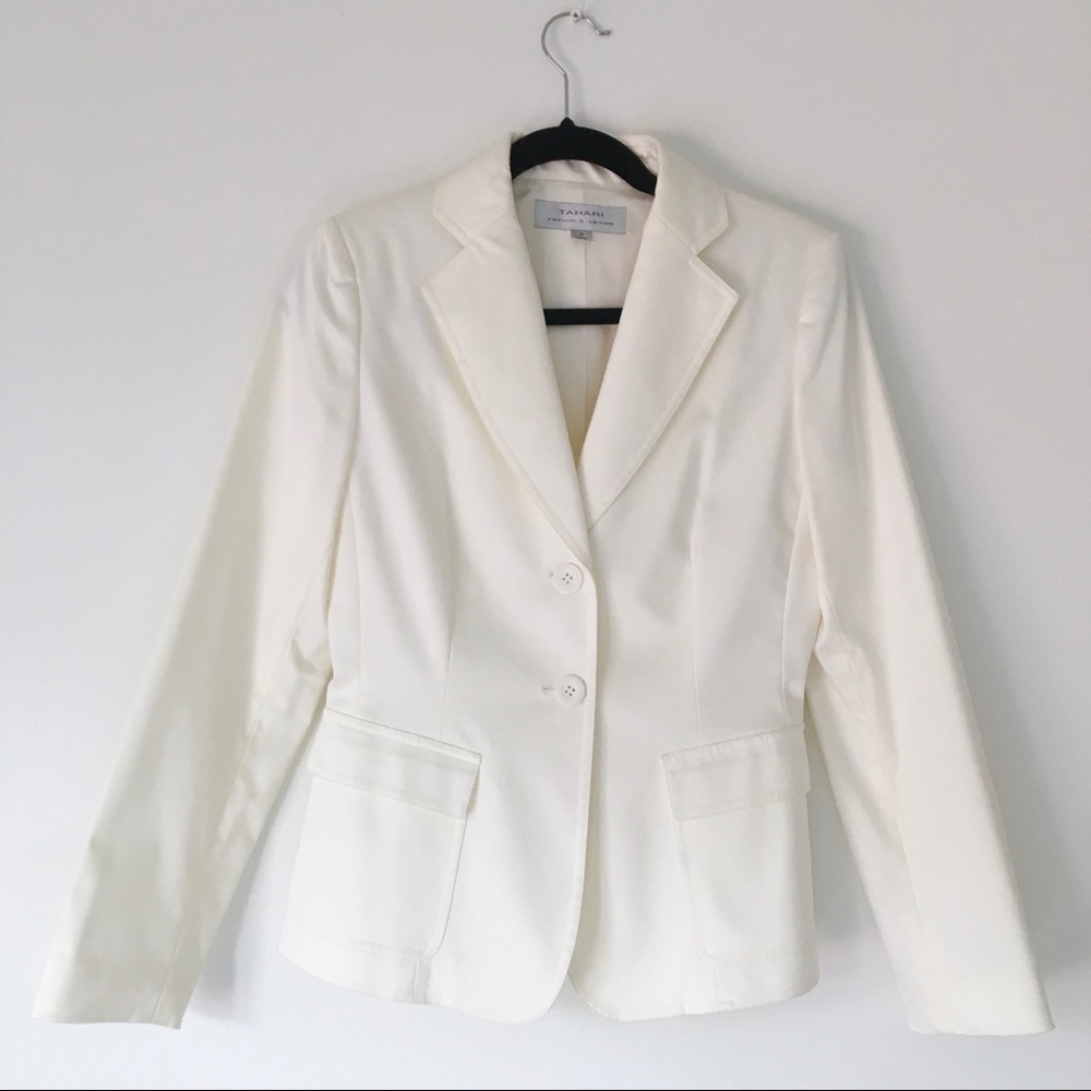 Tahari ASL off-white blazer